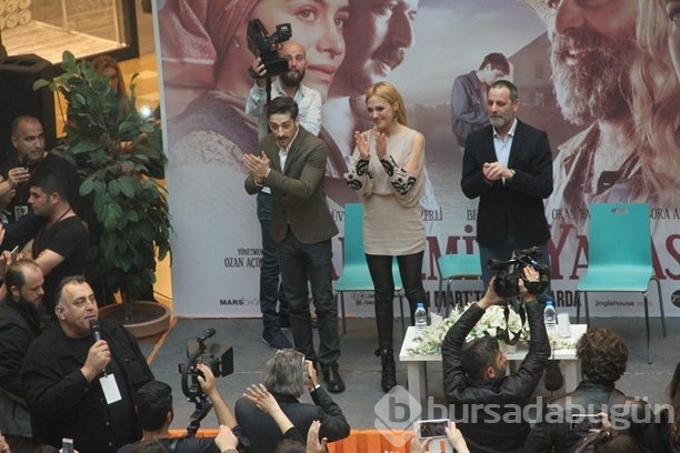 İzmir'de 'Annemin Yarası' rüzgarı
