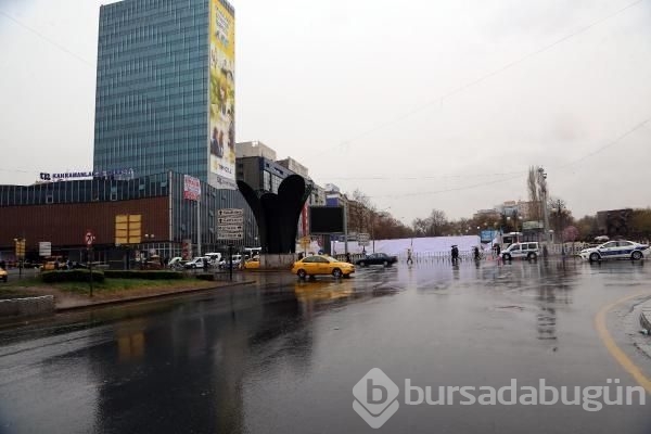 Patlama bölgesi görünmemesi için kapatıldı