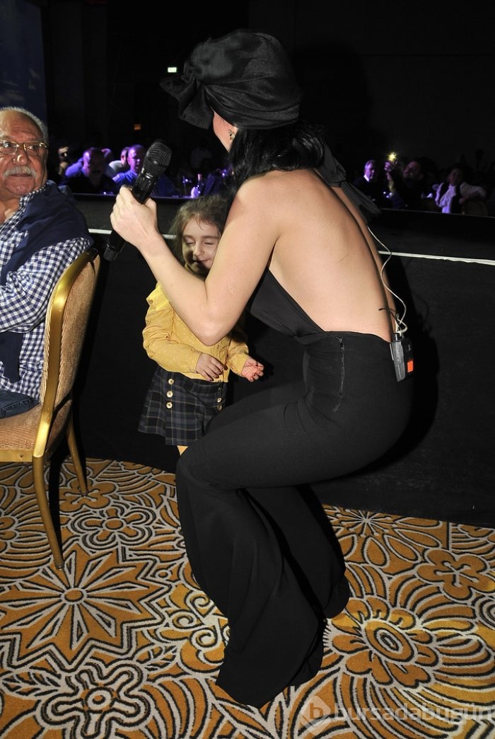 Hande Yener'den olay yaratacak sözler