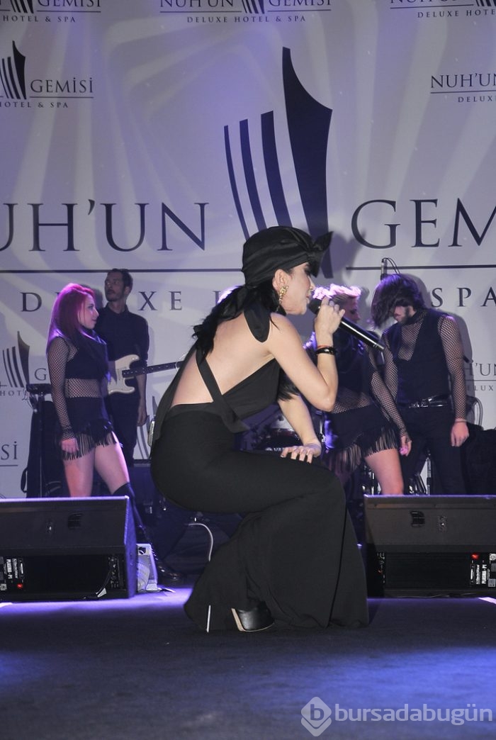 Hande Yener'den olay yaratacak sözler
