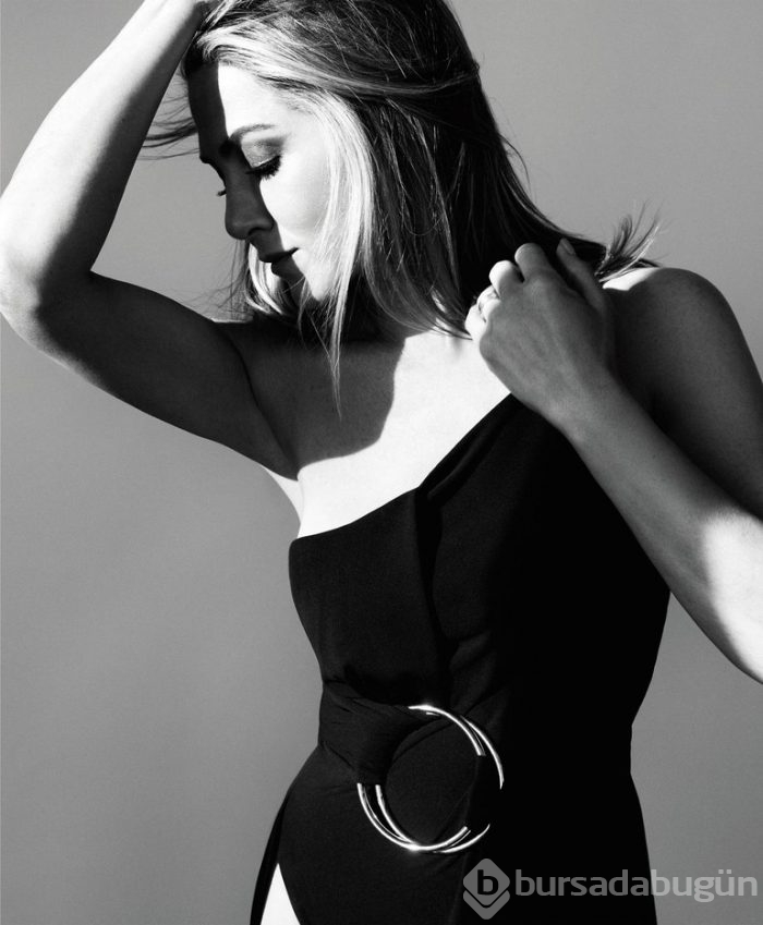 Jennifer Aniston'un genç kalmasının sırrı!
