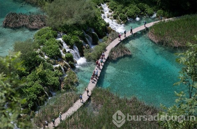 Burası görenleri büyülüyor
