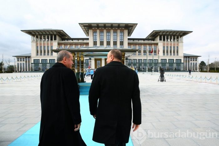 Cumhurbaşkanı Erdoğan, Azerbaycan Cumhurbas&#807;kanı Aliyev'i törenle karşıladı
