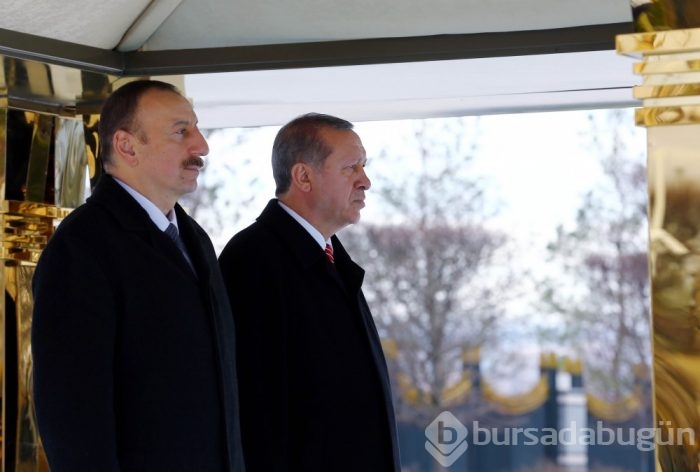Cumhurbaşkanı Erdoğan, Azerbaycan Cumhurbas&#807;kanı Aliyev'i törenle karşıladı