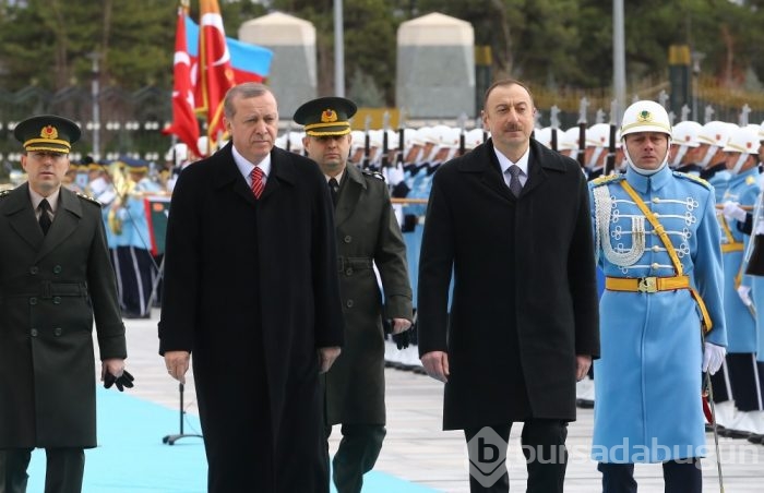 Cumhurbaşkanı Erdoğan, Azerbaycan Cumhurbas&#807;kanı Aliyev'i törenle karşıladı