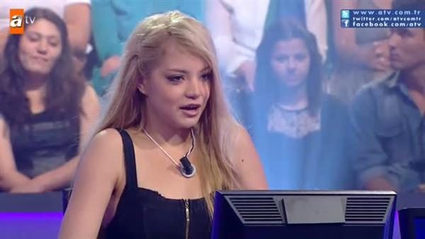 22 yaş küçük sevgilisinden ayrıldı