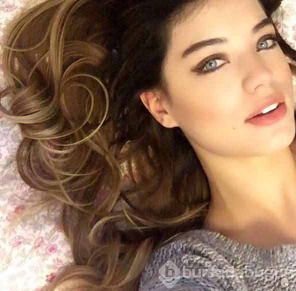 22 yaş küçük sevgilisinden ayrıldı