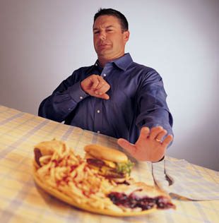 Kötü beslenme reflüyü tetikliyor