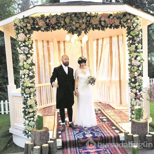 Athena Gökhan ve Hakan'ın merak edilen yaşamı