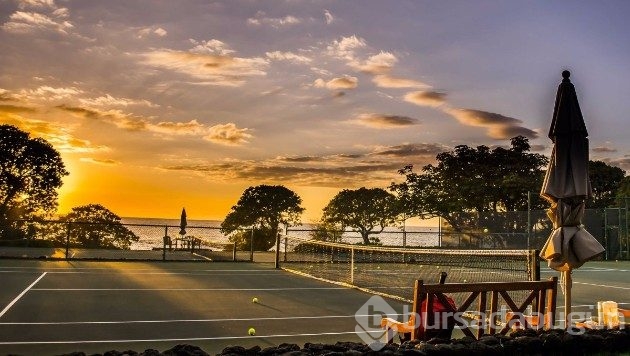Muhteşem yerlere kurulmuş 16 tenis kortu
