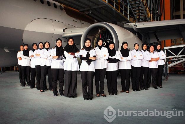 Bruneili kadın pilotlar Suudi Arabistan'a uçarak tarih yazdı