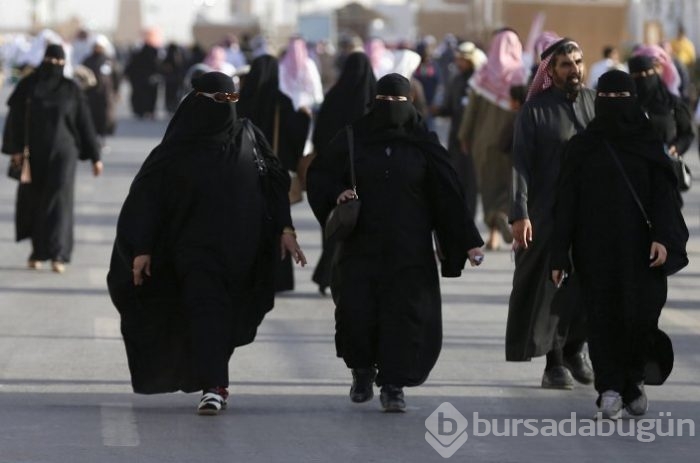 Bruneili kadın pilotlar Suudi Arabistan'a uçarak tarih yazdı