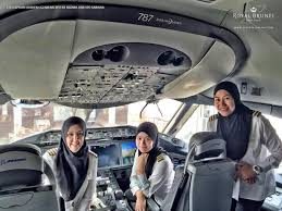 Bruneili kadın pilotlar Suudi Arabistan'a uçarak tarih yazdı