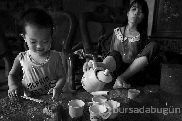 Savaşın izini taşıyan bir kadının fotoğraflarla yaşamı