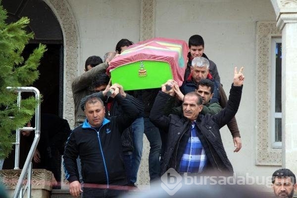 HDP'li 2 vekil PKK'lının cenazesine katıldı