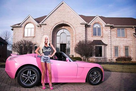 Barbie'ye benzemek için 1,5 milyon TL'ye yakın para harcadı