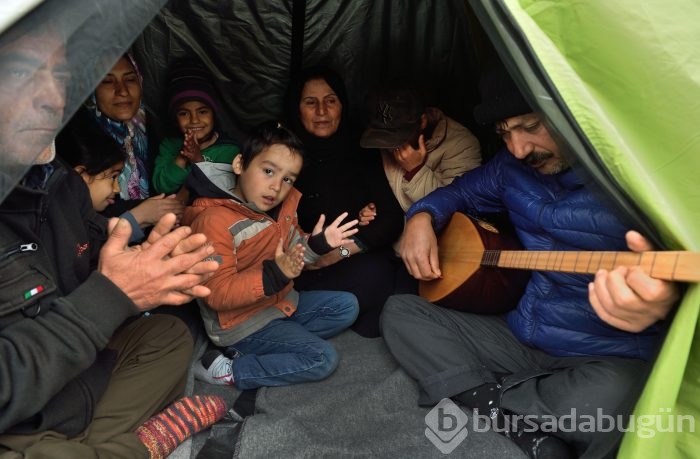 Mültecilerin İdomeni kampındaki yaşamı
