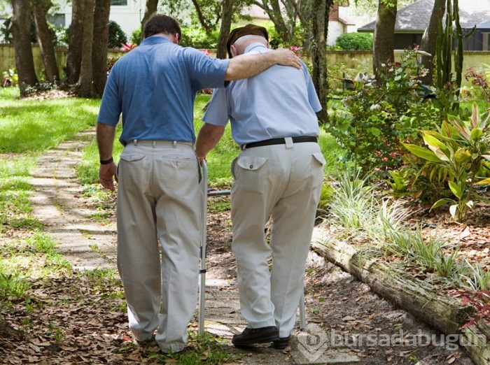 65 yaş üstünün yüzde 10'u Alzheimer