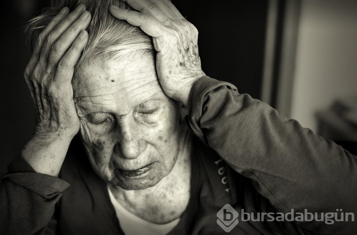 65 yaş üstünün yüzde 10'u Alzheimer