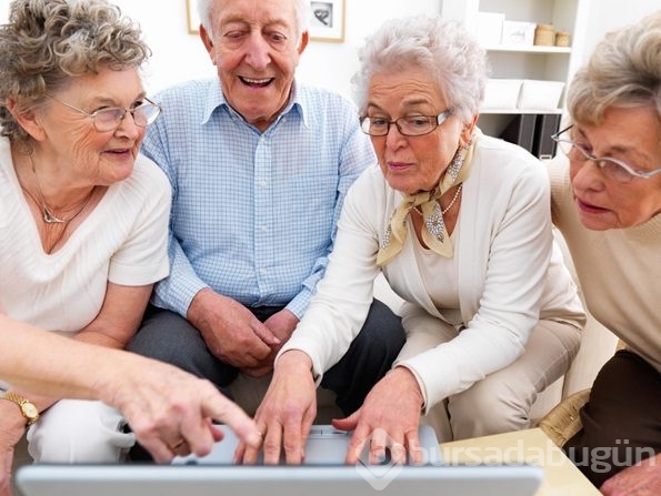 65 yaş üstünün yüzde 10'u Alzheimer