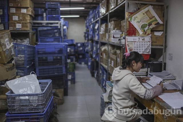 Peruk fabrikasında bir gün	
