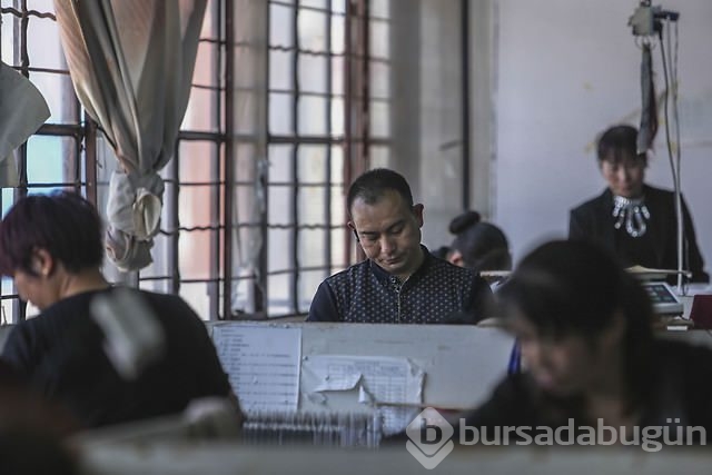 Peruk fabrikasında bir gün	
