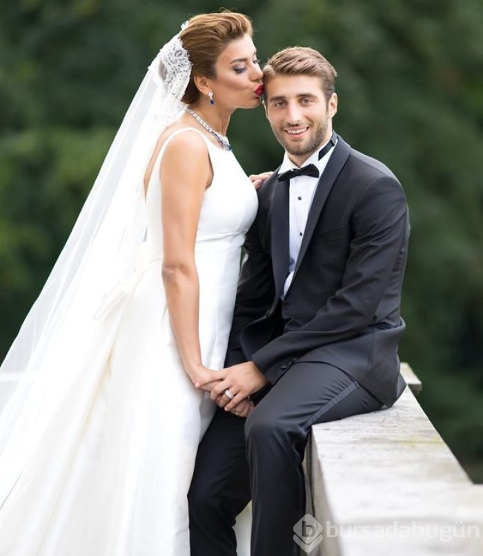 Ebru Şancı ikiz bebek bekliyor