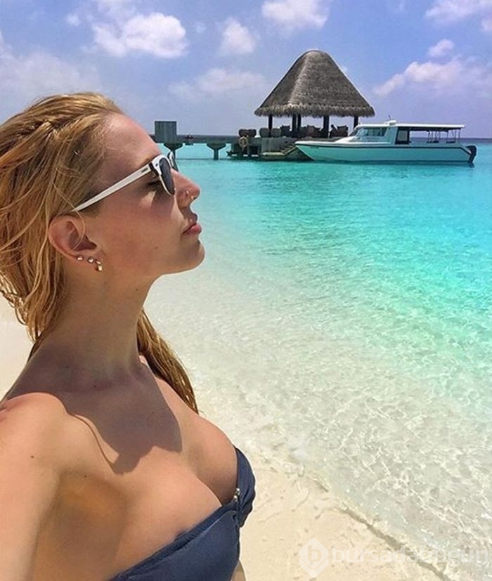 Dilara Öztunç'a doğum gününde otomobil hediye edildi