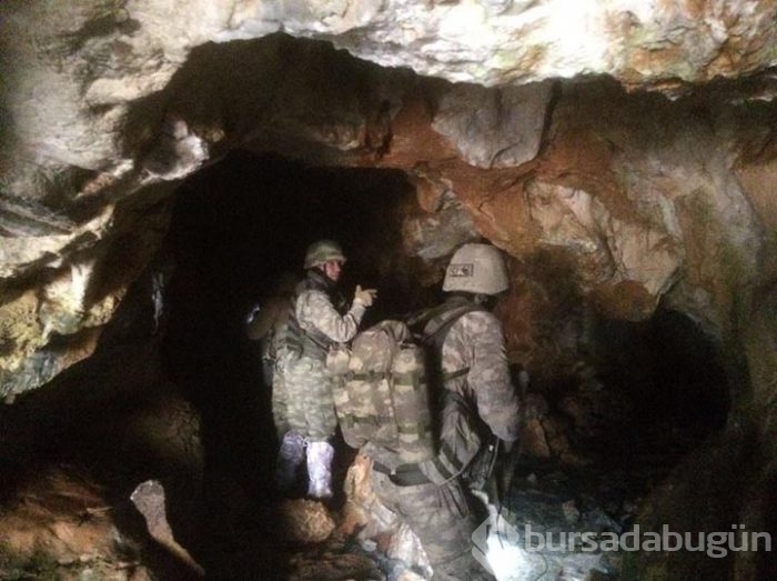 Tunceli'de komandolardan mağara operasyonu