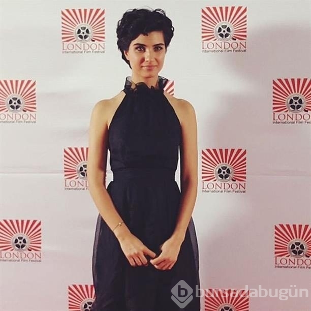 Tuba Büyüküstün'ün kitabı satışta