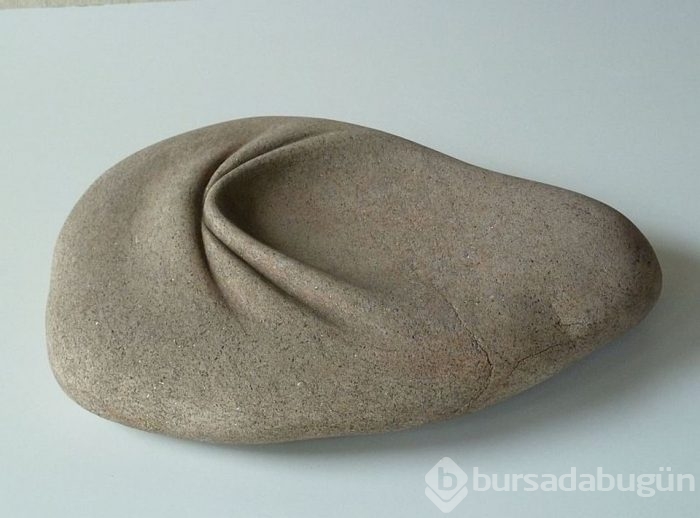 Taşları ezen adam