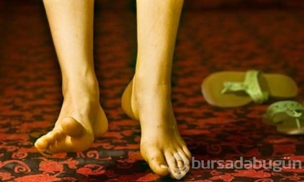Bacaklarınızda bu belirtiler varsa dikkat!
