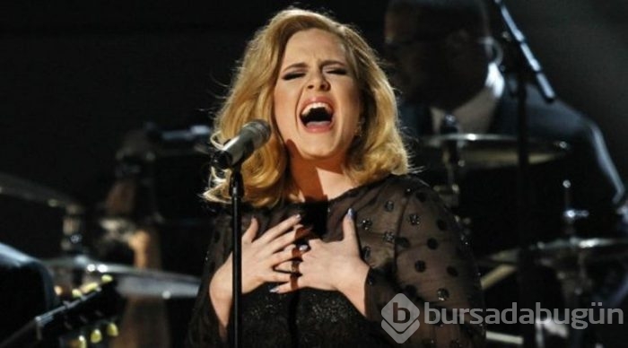 Korsanlar, Adele'i hackledi