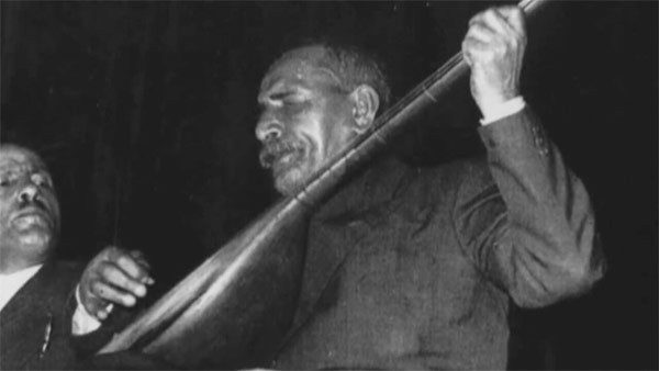 Aşık Veysel'in ilk karısı başka biriyle kaçınca...