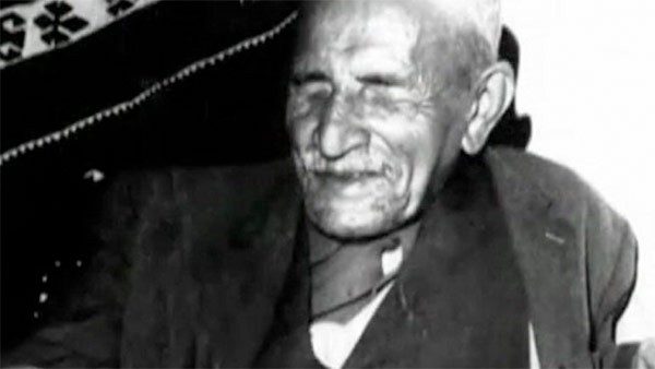 Aşık Veysel'in ilk karısı başka biriyle kaçınca...