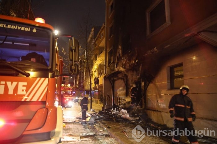 Sultangazi'de öğrenci yurdunda yangın