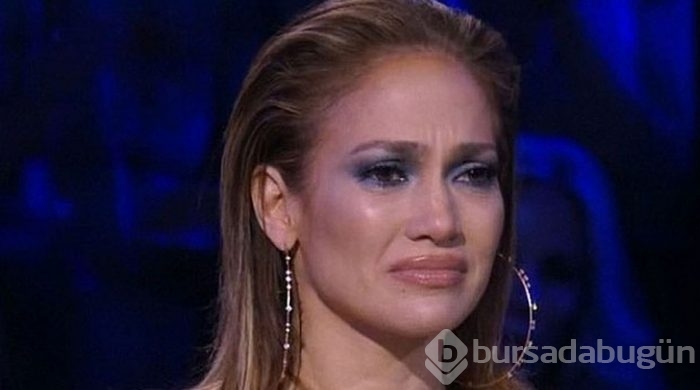 Jennifer Lopez, jüri koltuğunda gözyaşlarına boğuldu