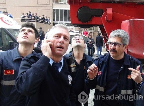 Polis ''Ezan okunuyor'' deyince intihardan vazgeçti