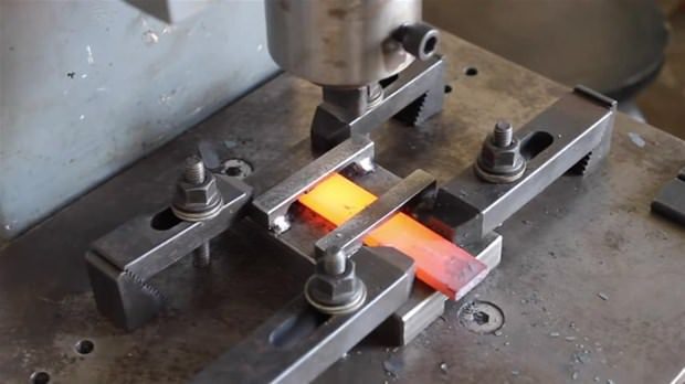 Metal uzmanı öyle bir şey yaptı ki