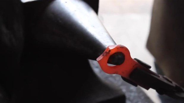 Metal uzmanı öyle bir şey yaptı ki