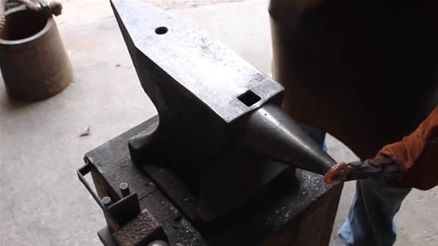 Metal uzmanı öyle bir şey yaptı ki