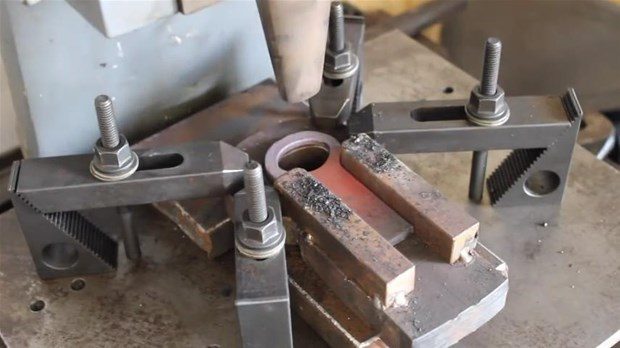 Metal uzmanı öyle bir şey yaptı ki