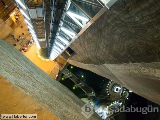 Şifa için yerin 288 metre altına iniyorlar