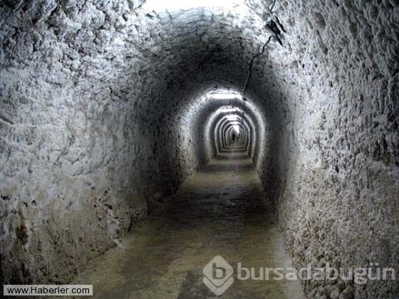 Şifa için yerin 288 metre altına iniyorlar
