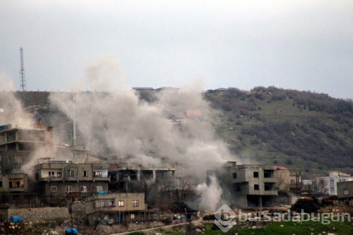 Şırnak'ta PKK'lıların erzak ve ilaç deposu patlatıldı!