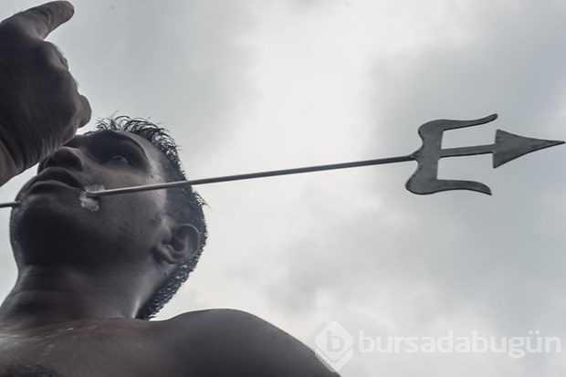 Acı içinde kutlanan festival
