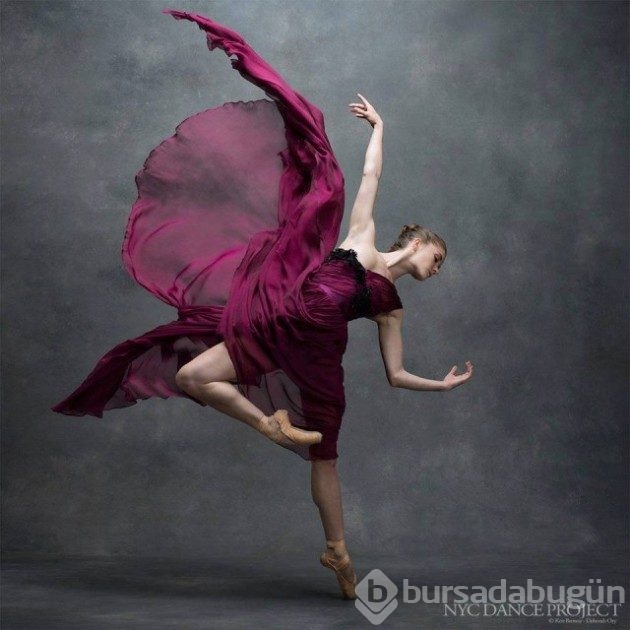Tüm ihtişamlarıyla büyüleyici dansçılar

