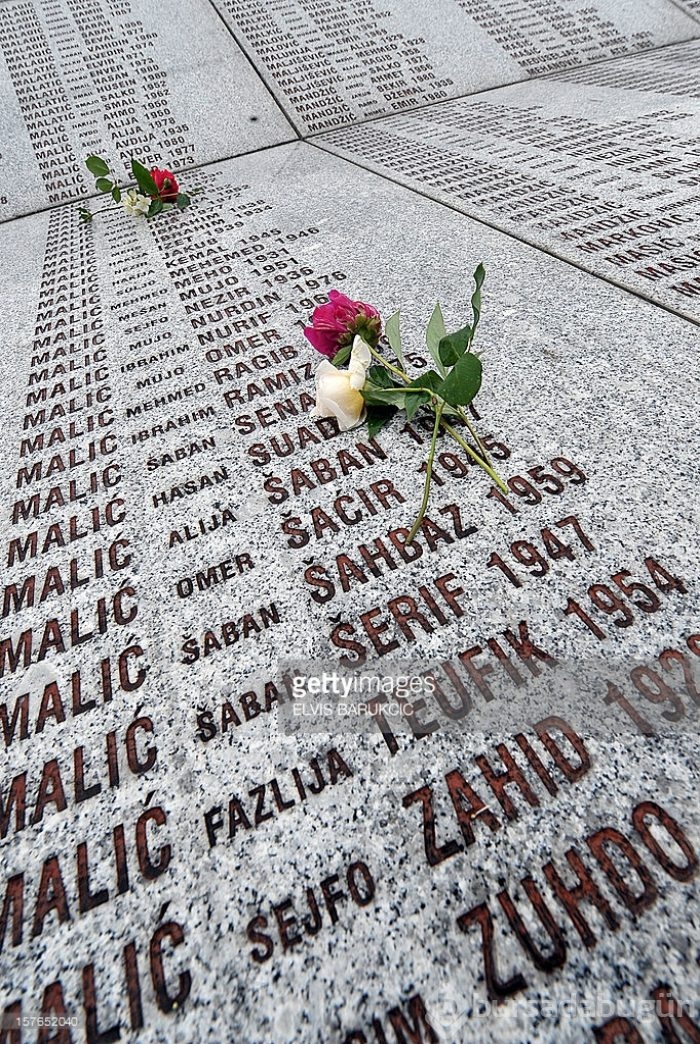 Srebrenitsa'da neler olmuştu?