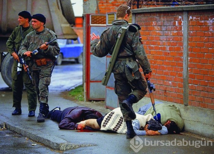 Srebrenitsa'da neler olmuştu?