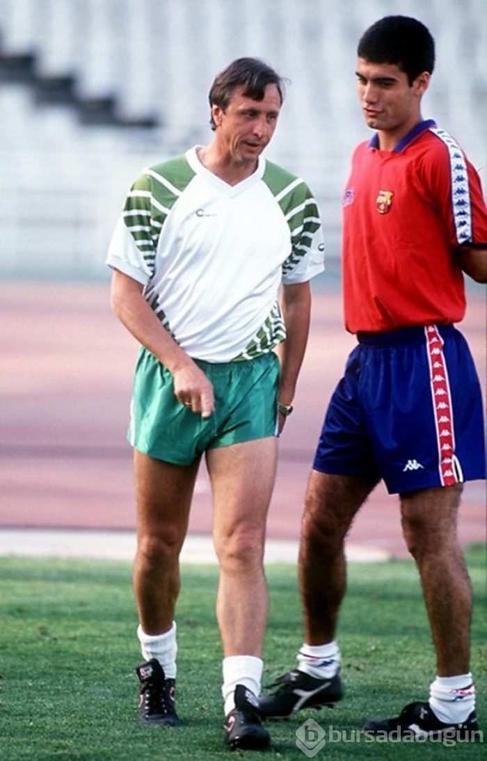 Futbolun efsanesi Cruyff'un hayatından kareler
